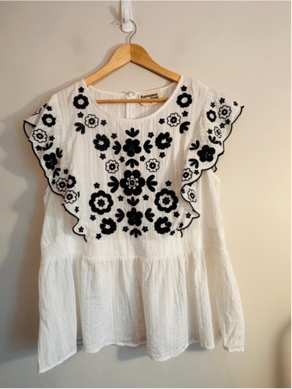 Savanna Jane White Black Floral Embroidered Flutter Sleeve Boho Top Plus Size 1X